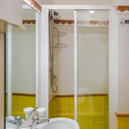 Apartment Tynska Prague
